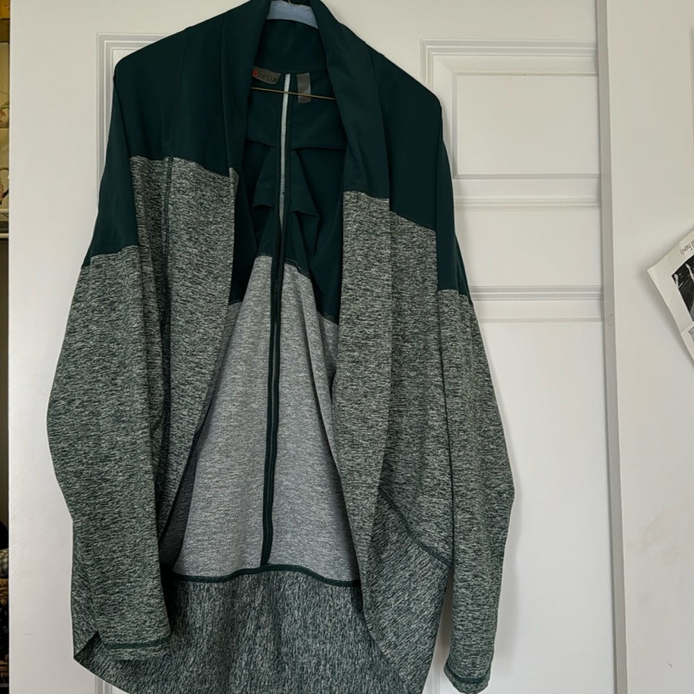 Zella dolman sleeve jacket
